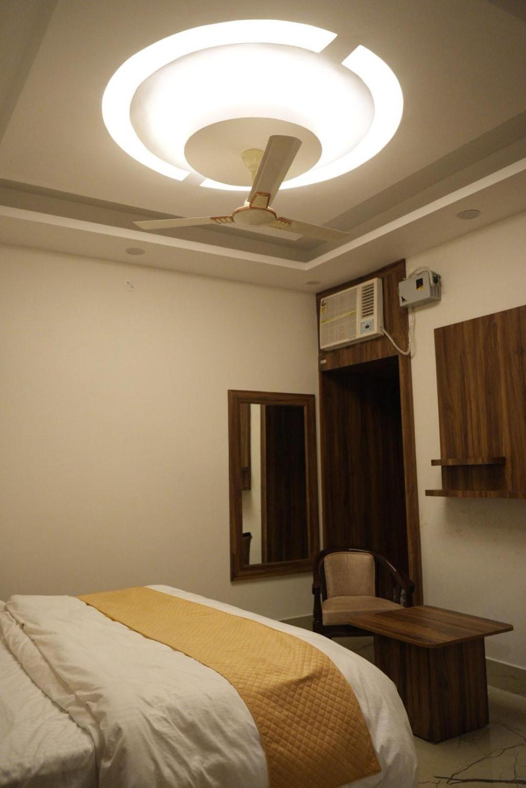Hotel Harry Rishikesh Exterior photo